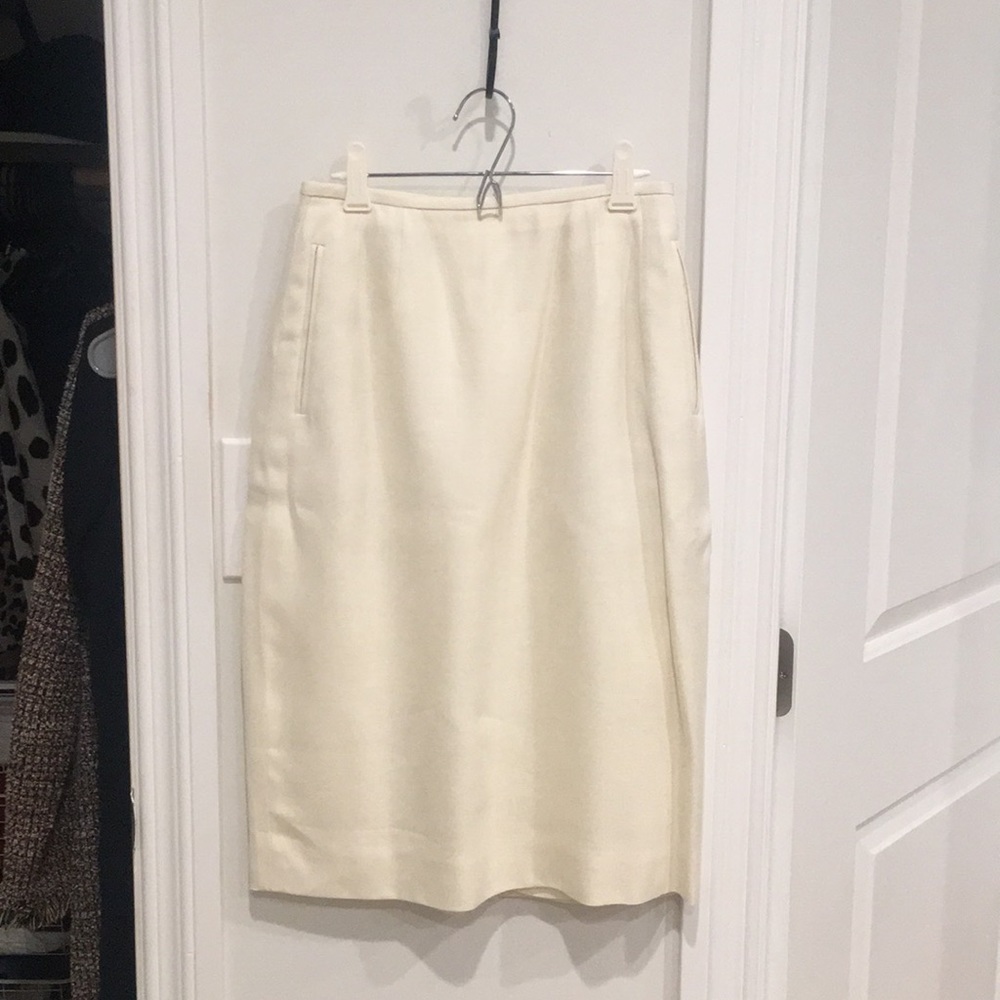 White pencil skirt